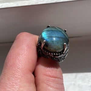 Bloodmilk Phantom Globe Ring